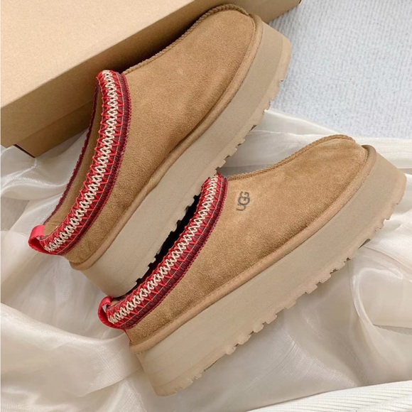 UGG TASMAN SLIPPERS CHESTNUT NEW - Picture 4 of 5
